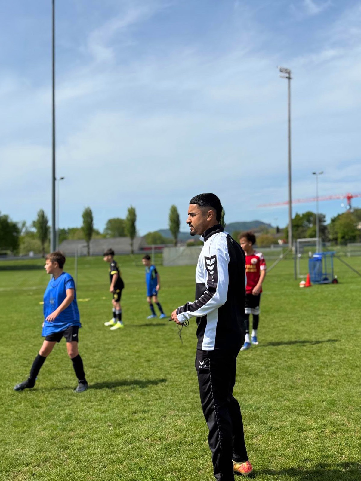 Portrait de Musa Araz, coach de Next Level Academy